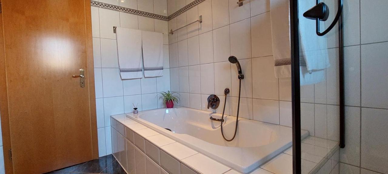 Ferienwohnung Odenwaldblick Momlingen Dış mekan fotoğraf